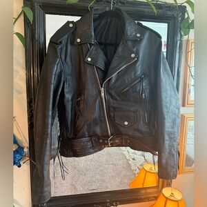 Vintage Classic Black Leather Jacket
